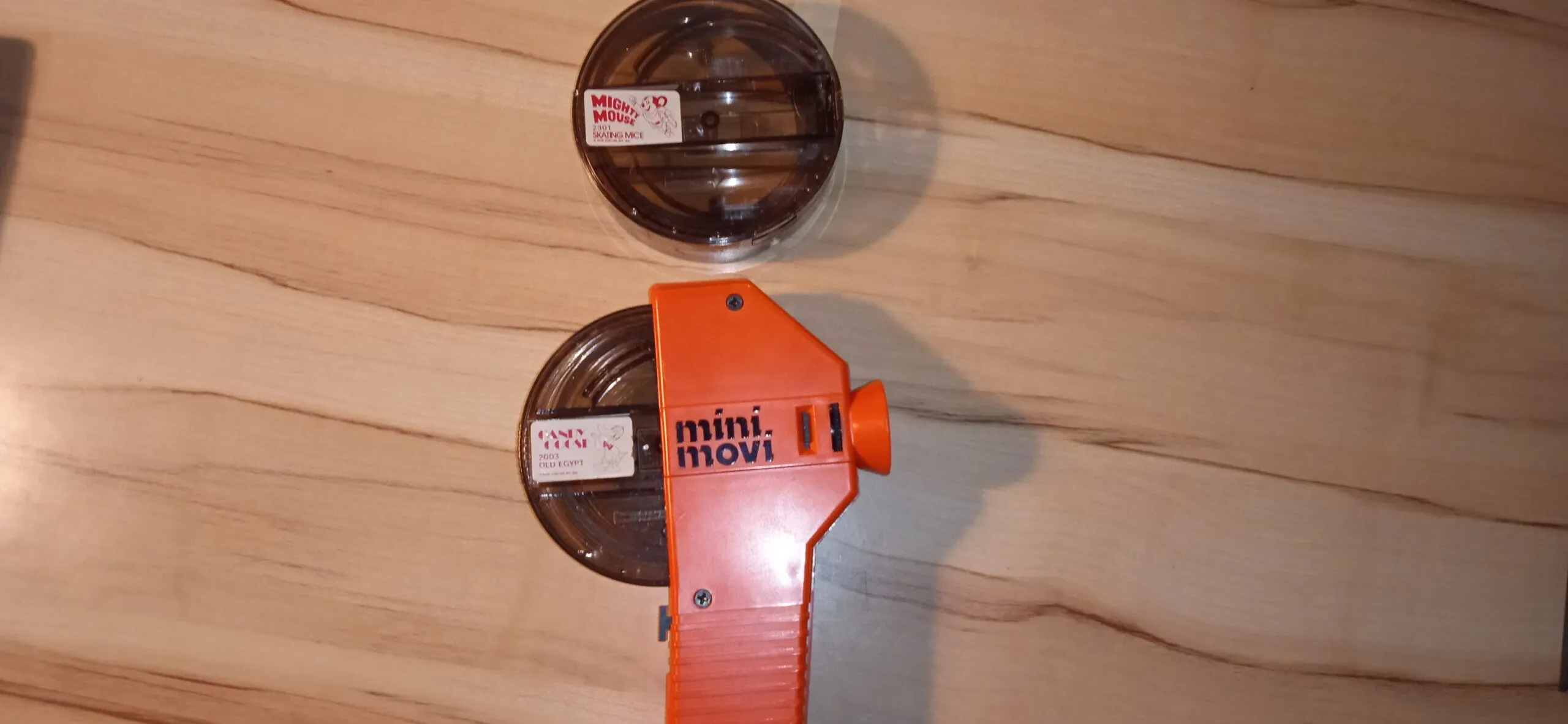 Visionneuse de mini-movi Ideal Toy 1978 — (Pocke-Fix) + 2 films