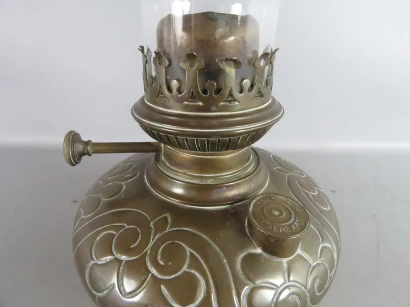 Lampe à huile en cuivre