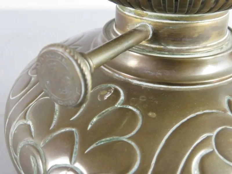 Lampe à huile en cuivre