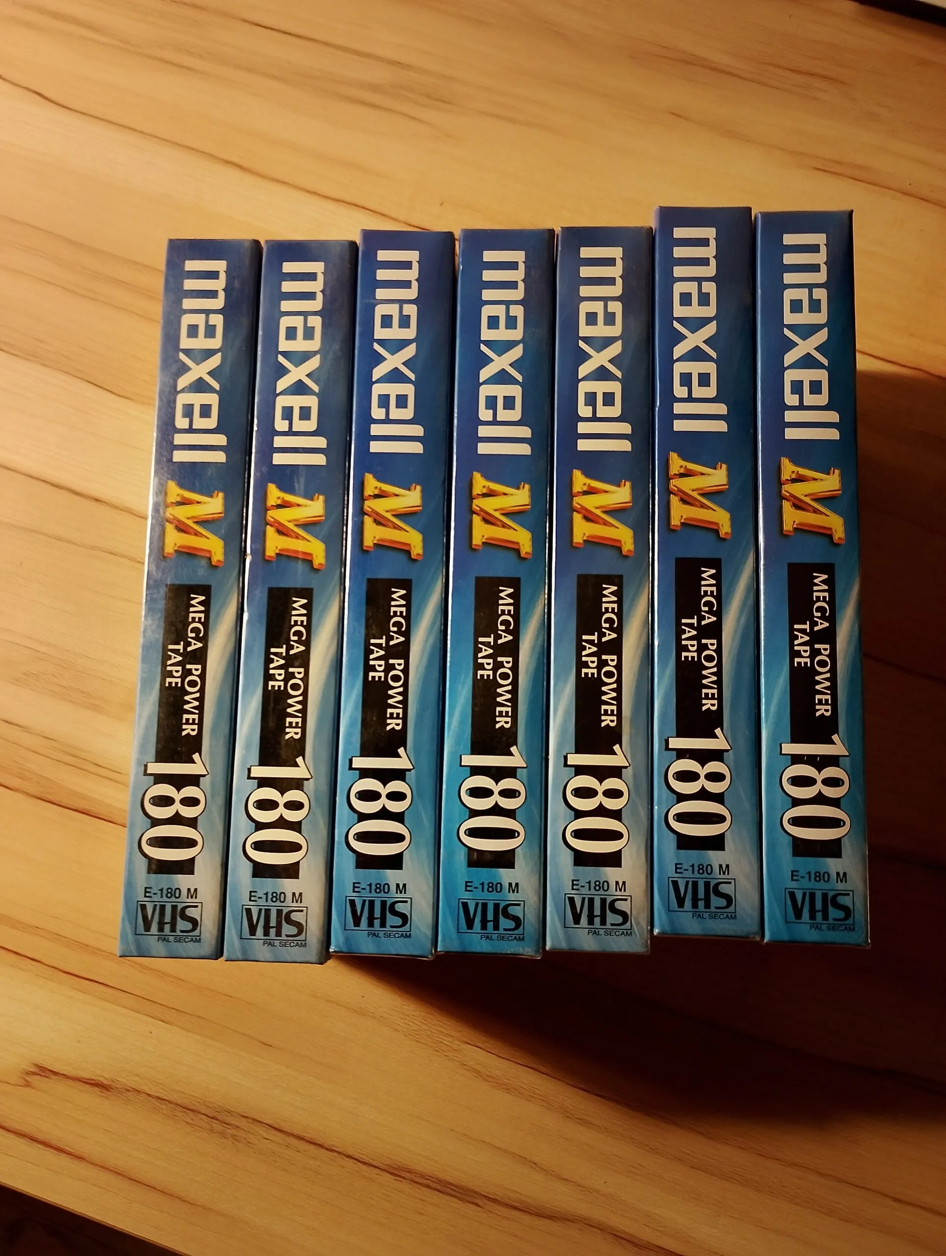 Cassettes Maxell Mega Power 180 – VHS