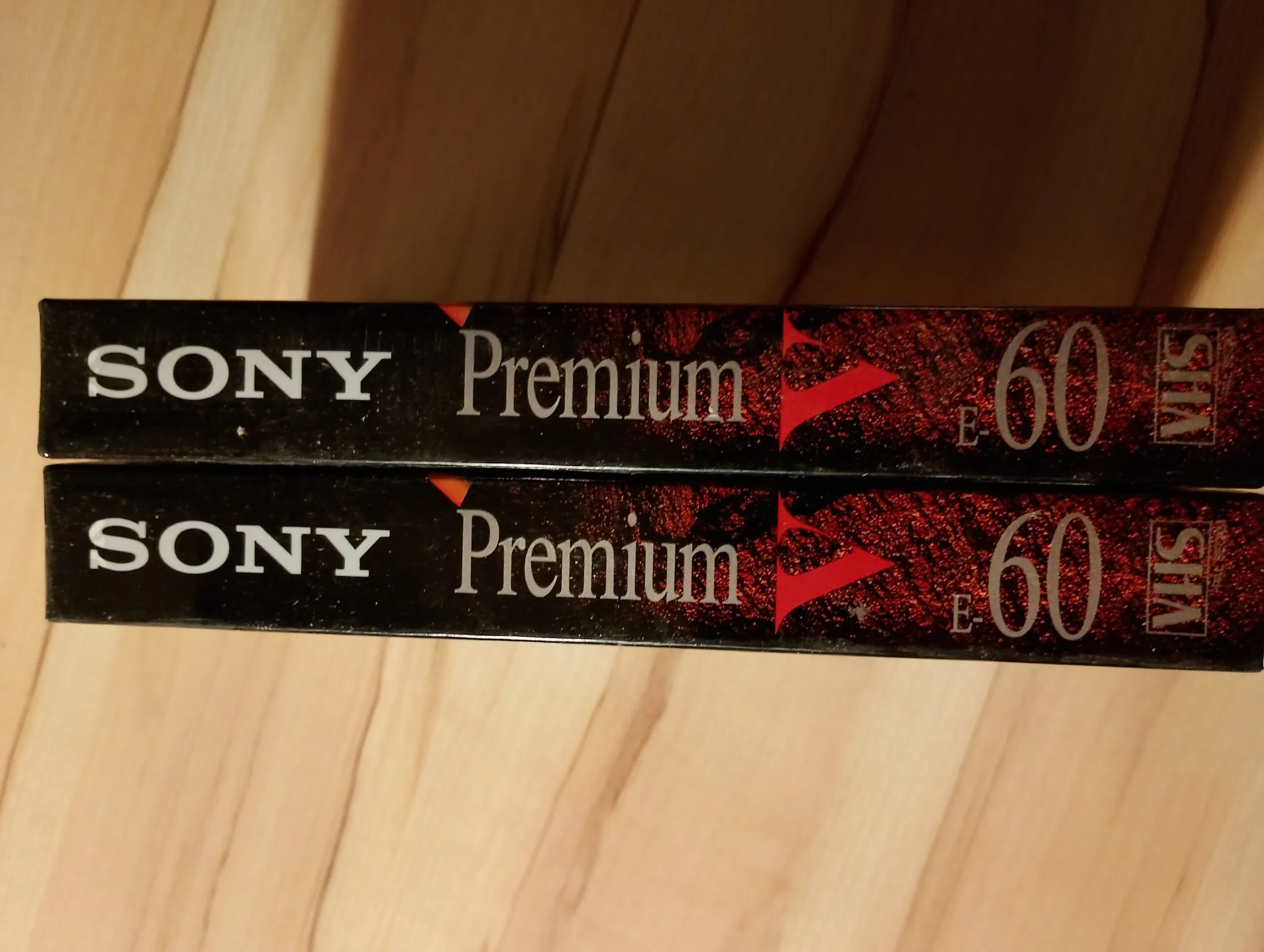 5 cassettes vidéo Sony VHS